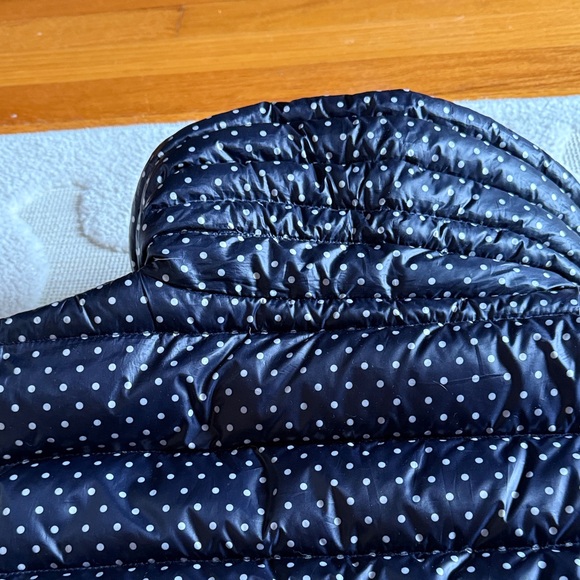 Vince Camuto Polka Dot Puffer Vest - Picture 5 of 5